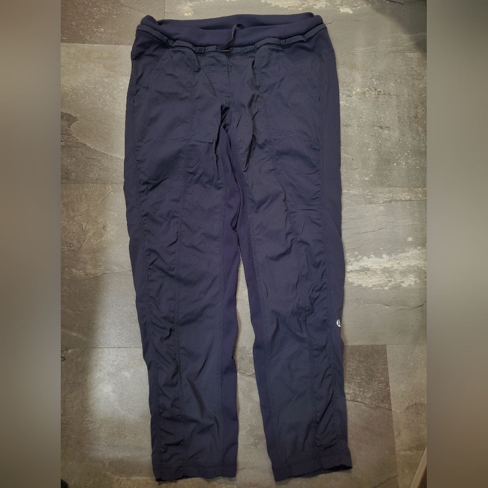 Vintage Lululemon Dance Studio Crop Pants. Stripes. 26". Cadet Blue. Size 8. - Picture 2 of 11